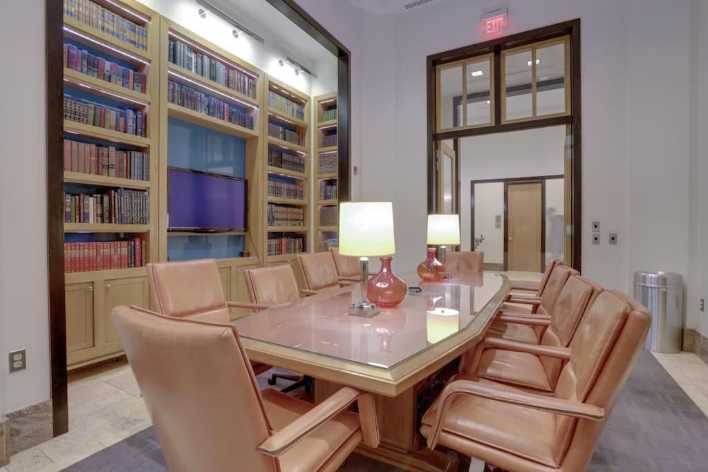 Fantastic 2 Bedroom Condo At Pentagon City Άρλινγκτον Εξωτερικό φωτογραφία