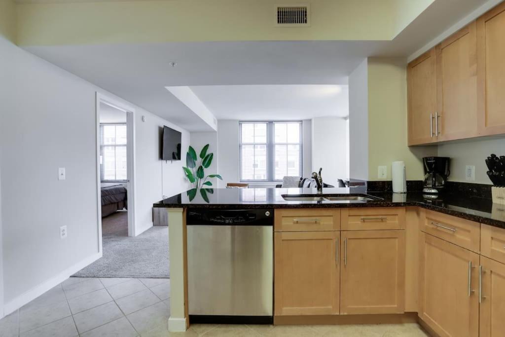 Fantastic 2 Bedroom Condo At Pentagon City Άρλινγκτον Εξωτερικό φωτογραφία